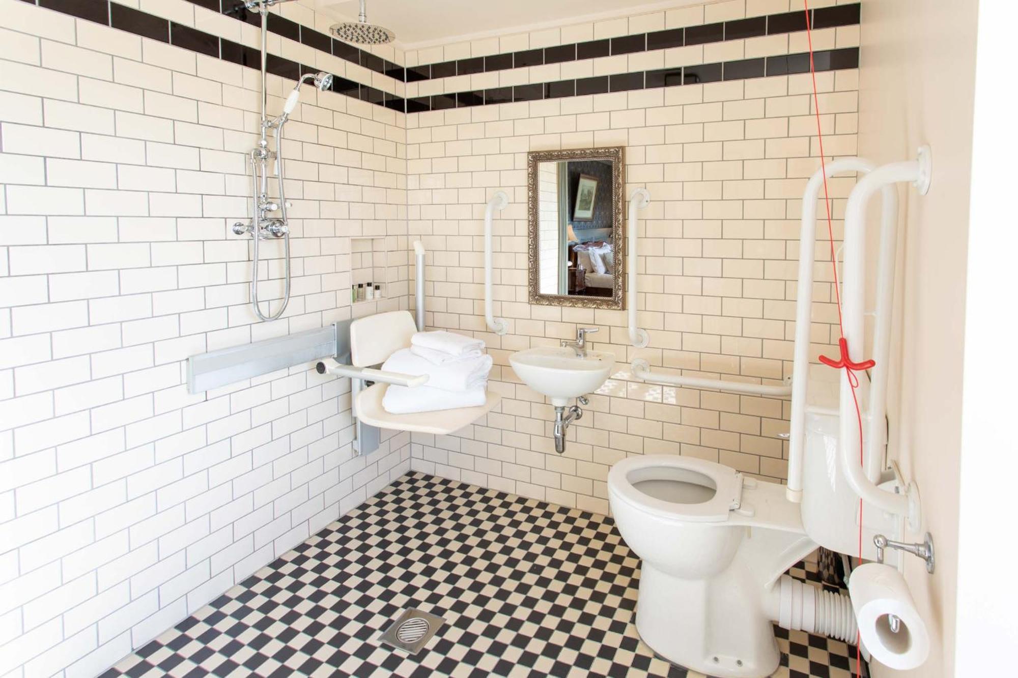 The Duchess Of Cornwall 4*